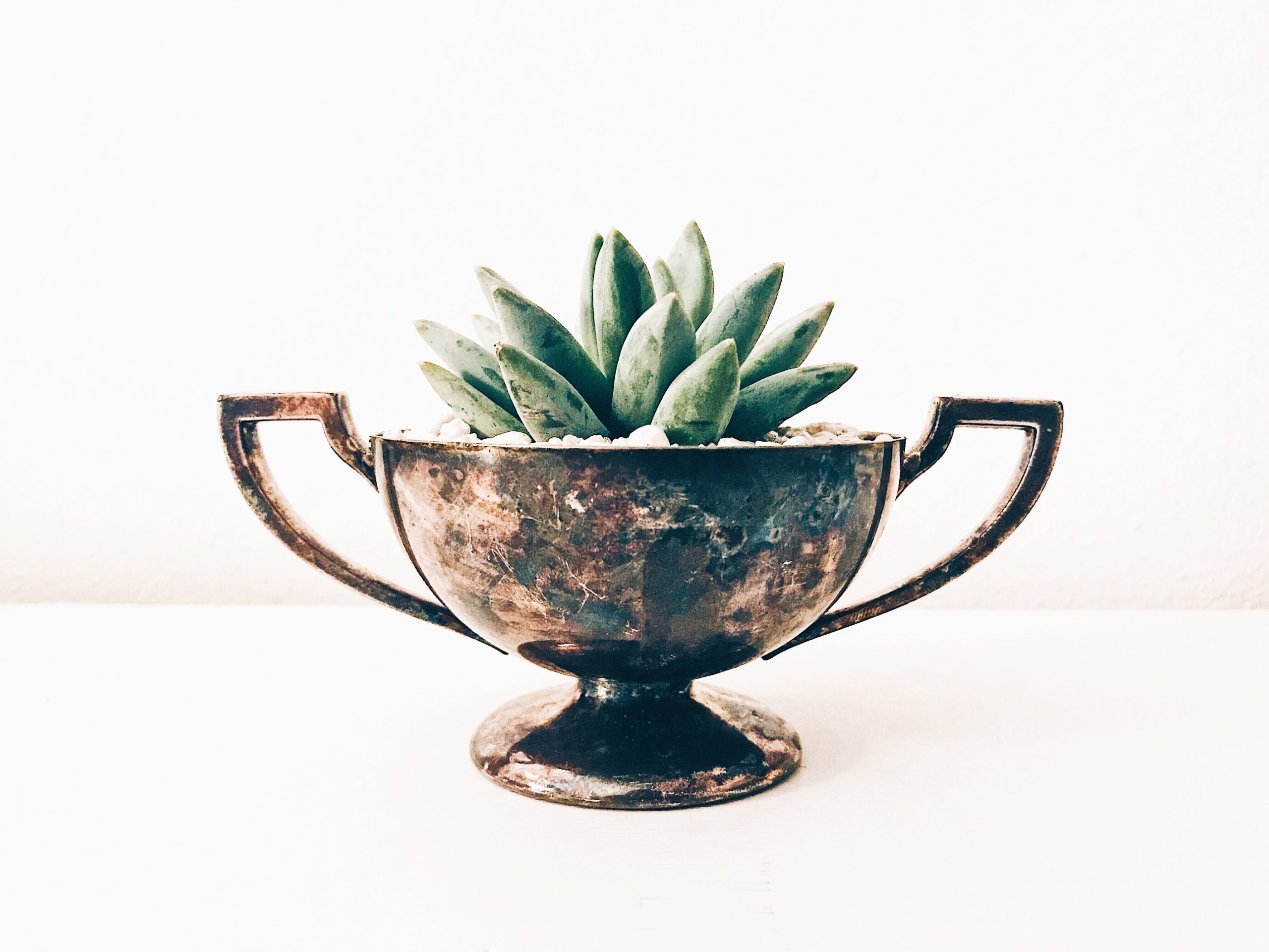 Decluttering Items When They Stop Adding Value to Your Life and How to Know
