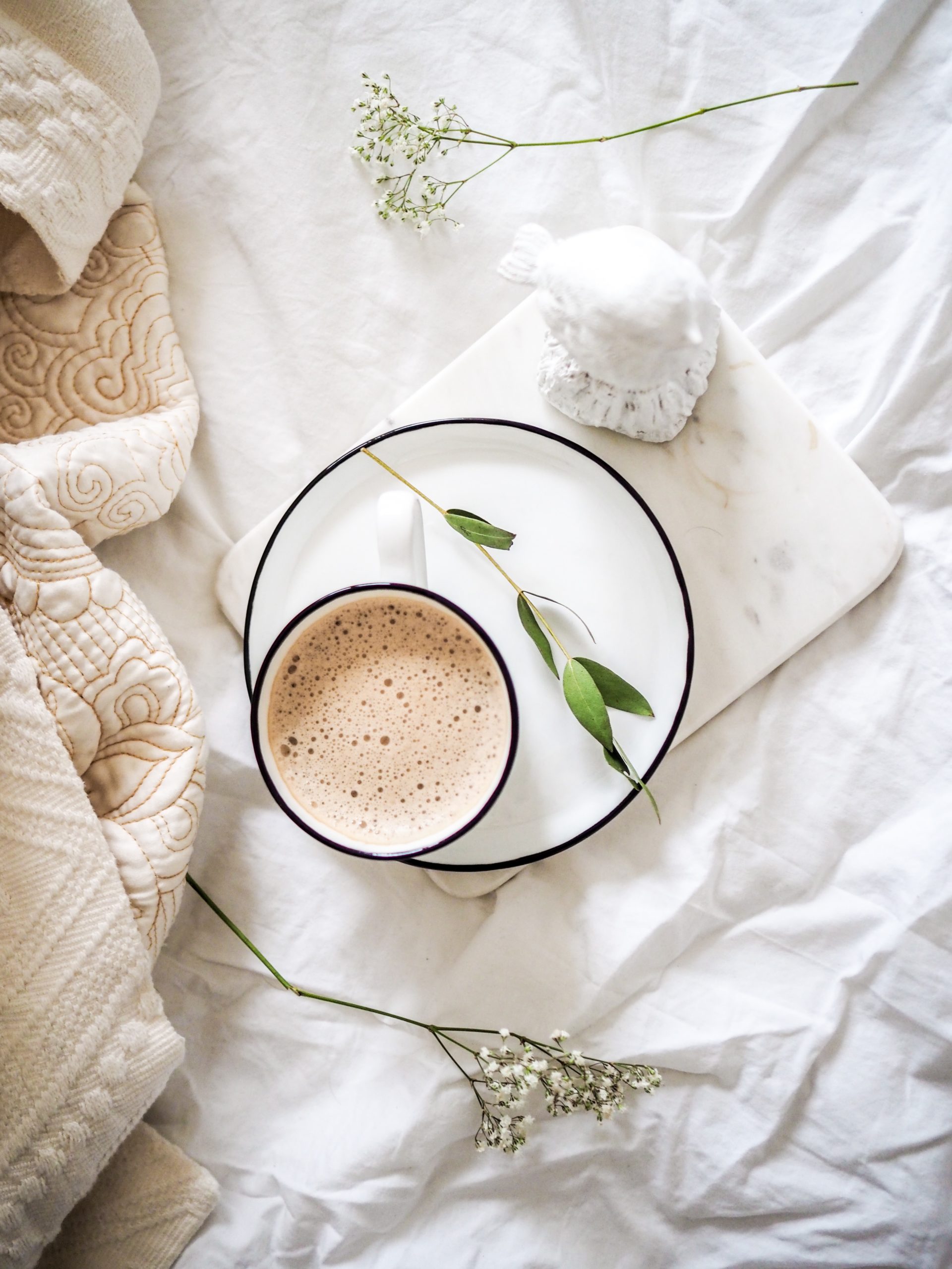 8 Simple Ways You Can Transform Your Bedroom Into a Sleep Oasis