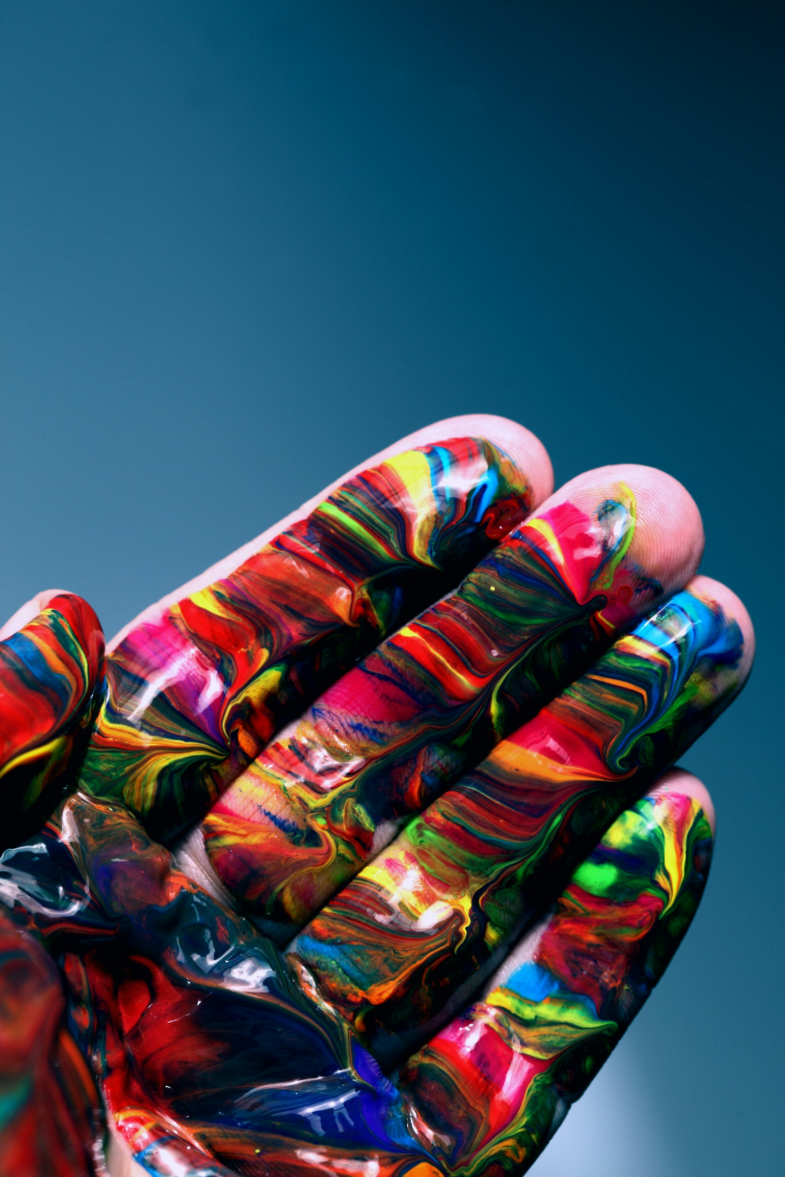 How Clutter and Creativity Are Linked and Why It Matters to Your Process